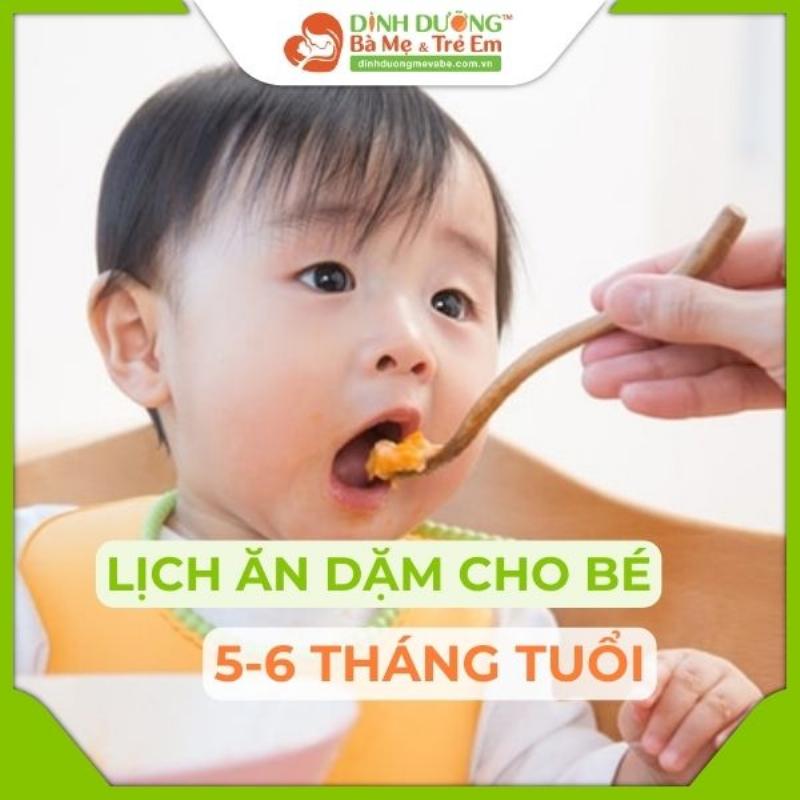 Lịch ăn dặm bé 5 tháng