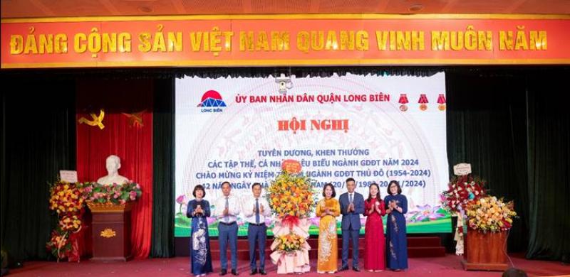 Tạo Dựng Kỷ Niệm Đẹp Ngày 11/1/2025